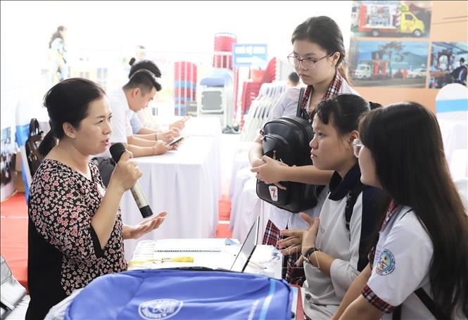 TP Hồ Chí Minh: Hơn 2.000 học sinh tham gia Ngày hội Hướng nghiệp – Dạy nghề
