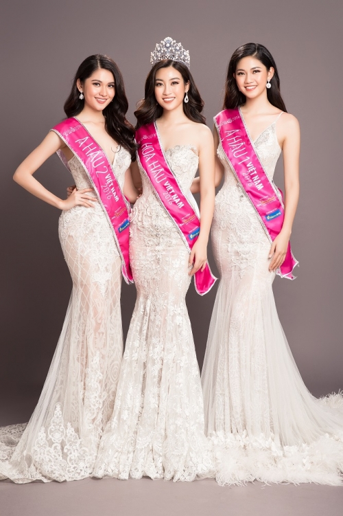 Người đẹp Mexico mặc váy của nhà thiết kế Việt ở Hoa hậu Siêu quốc gia