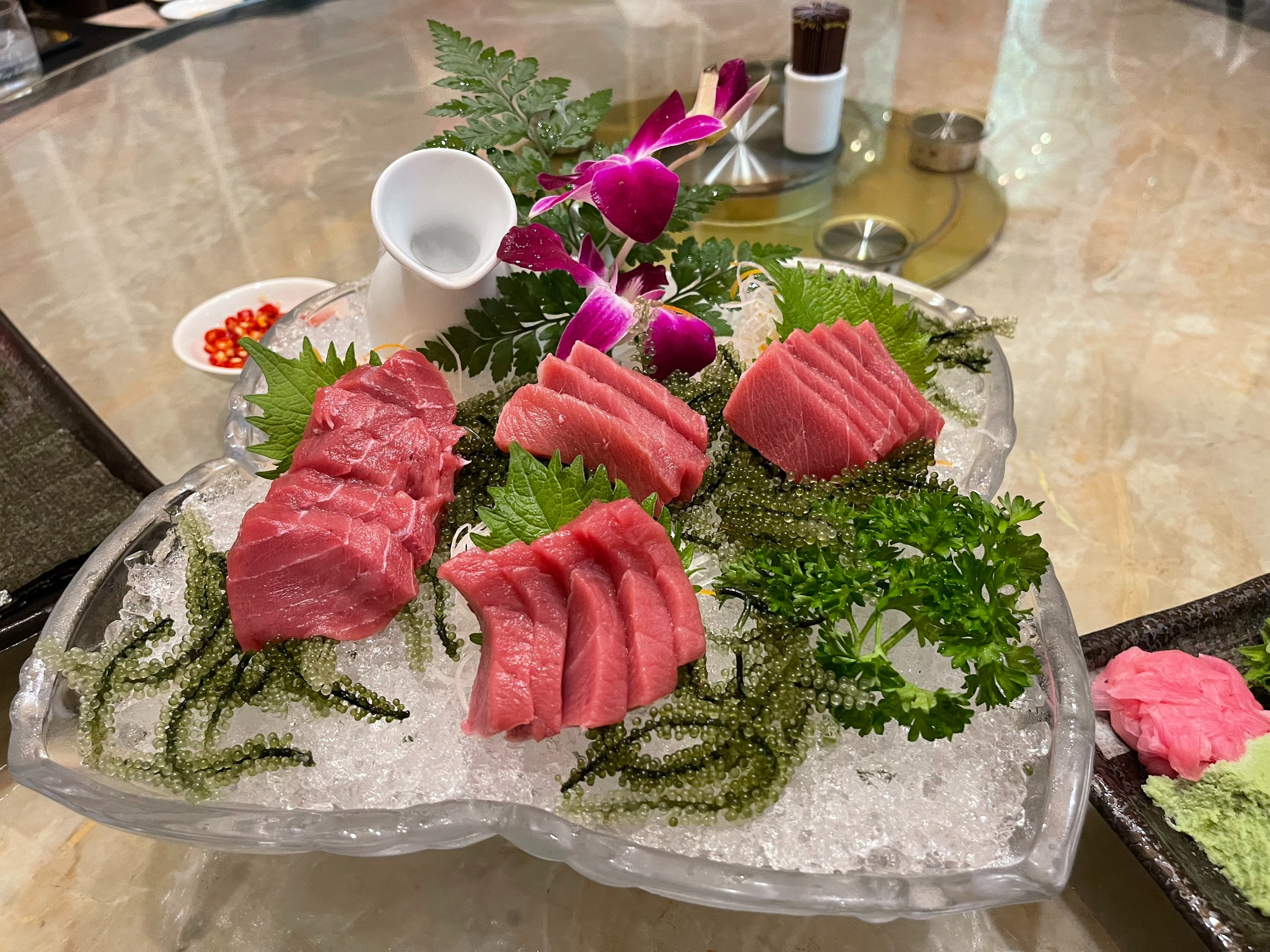 Nhà hàng Lux 68: Mổ cá ngừ đại dương nặng 168kg mừng kỷ niệm 3 năm thành lập